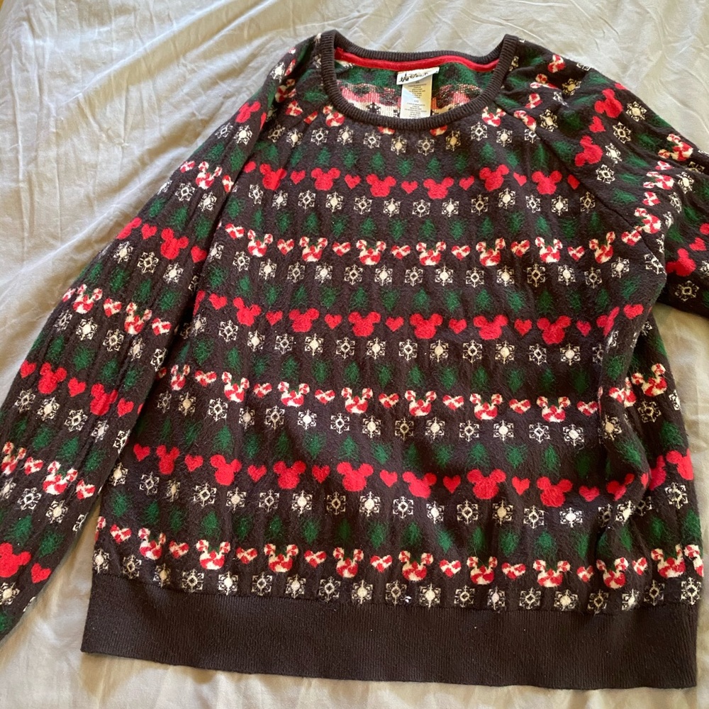 ***SOLD***  Disney authentic holiday sweater 🎄